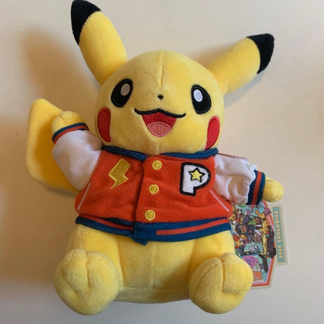 2025 WCS ピカチュウ　ぬいぐるみ