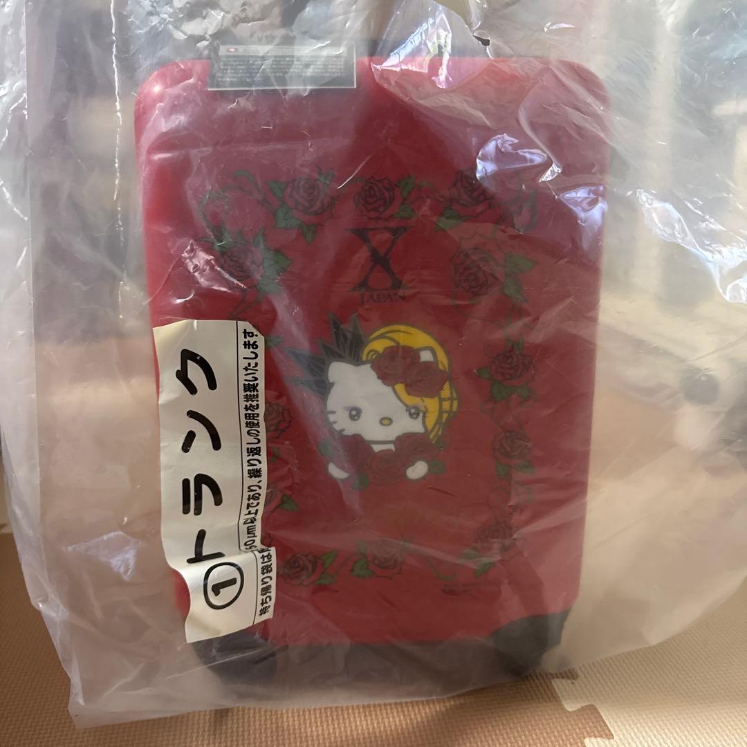 新品　yoshikitty トランク型キャリーケース　　マグカップセット