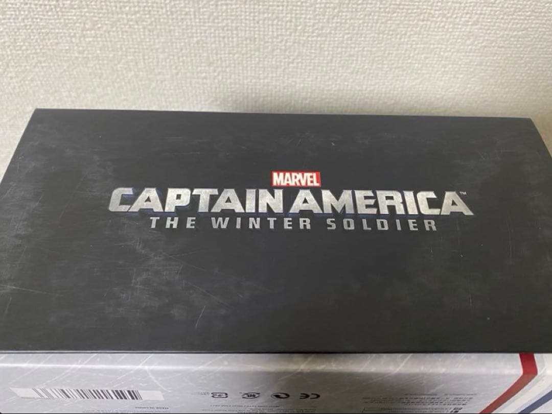 HOT TOYS キャプテン・アメリカ THE WINTER SOLDIER