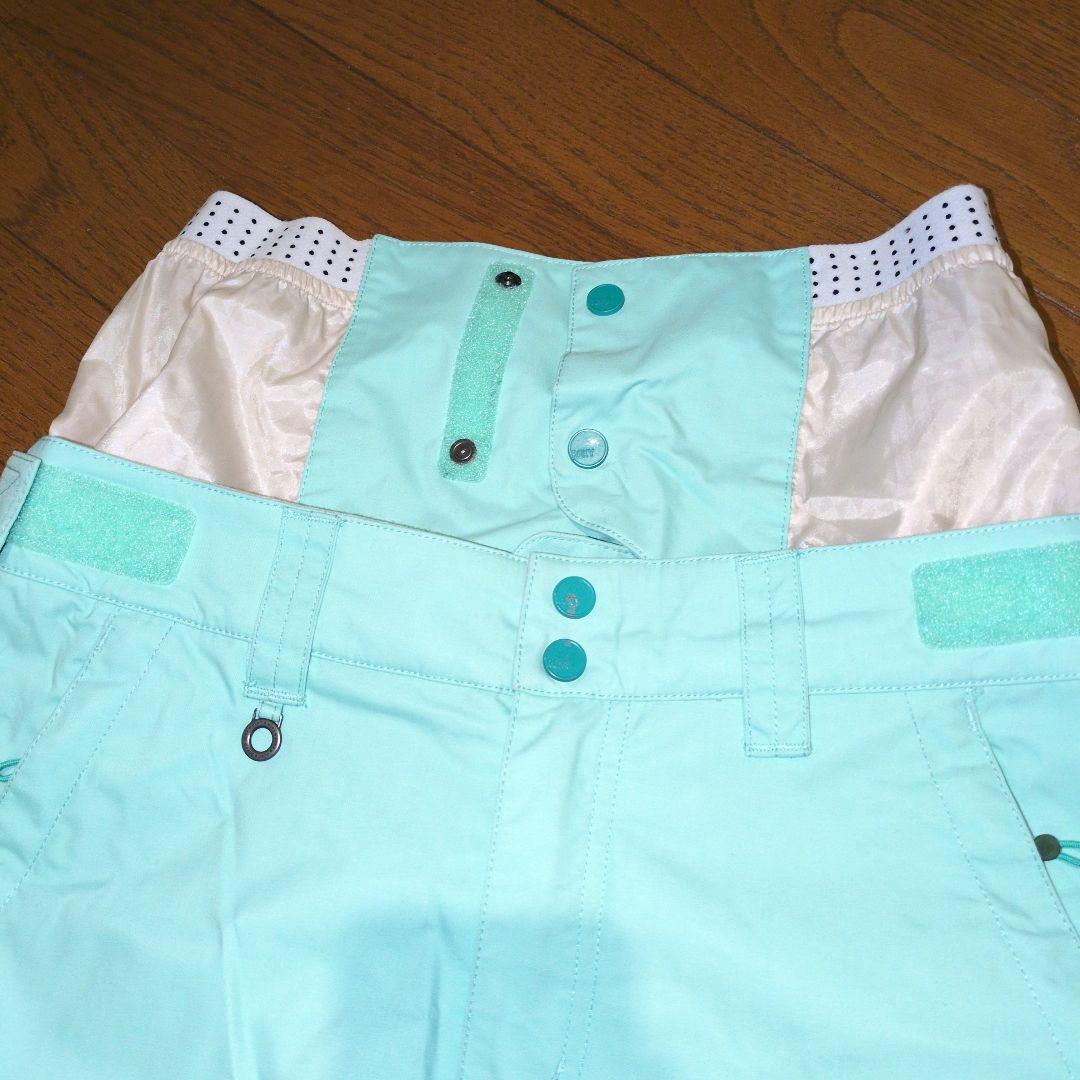 ROXY　スノボウェア　上下セット　Ｍ　小花柄　ブラック　ミントグリーン