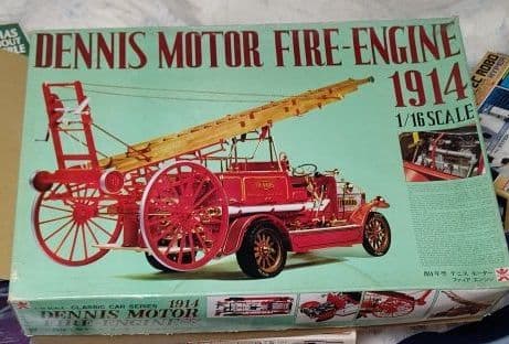 バンダイ模型1/16　1914年型　デニス　モーター　ファイヤ　エンジン