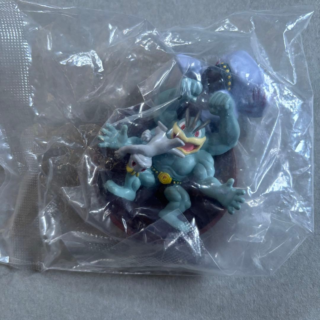 ポケモン立体図鑑　ワンリキー&ゴーリキー&カイリキー