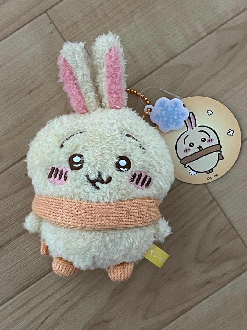 ちいかわ　うさぎ冬の装いぬいぐるみ　マフラー