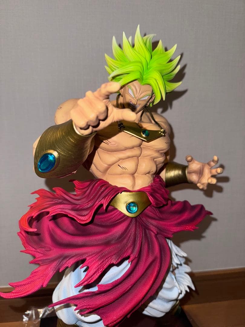 ドラゴンボール ブロリー フィギュア 伝説の超サイヤ人