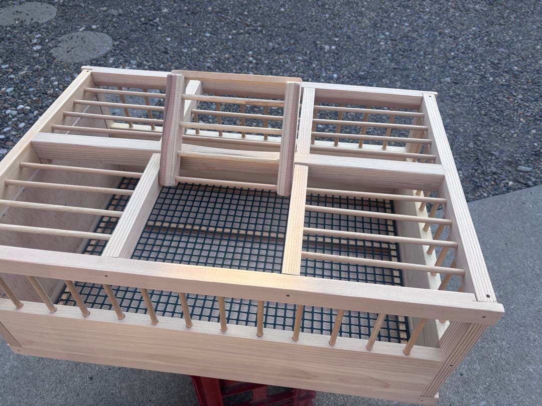 レース鳩用木製放鳩カゴ