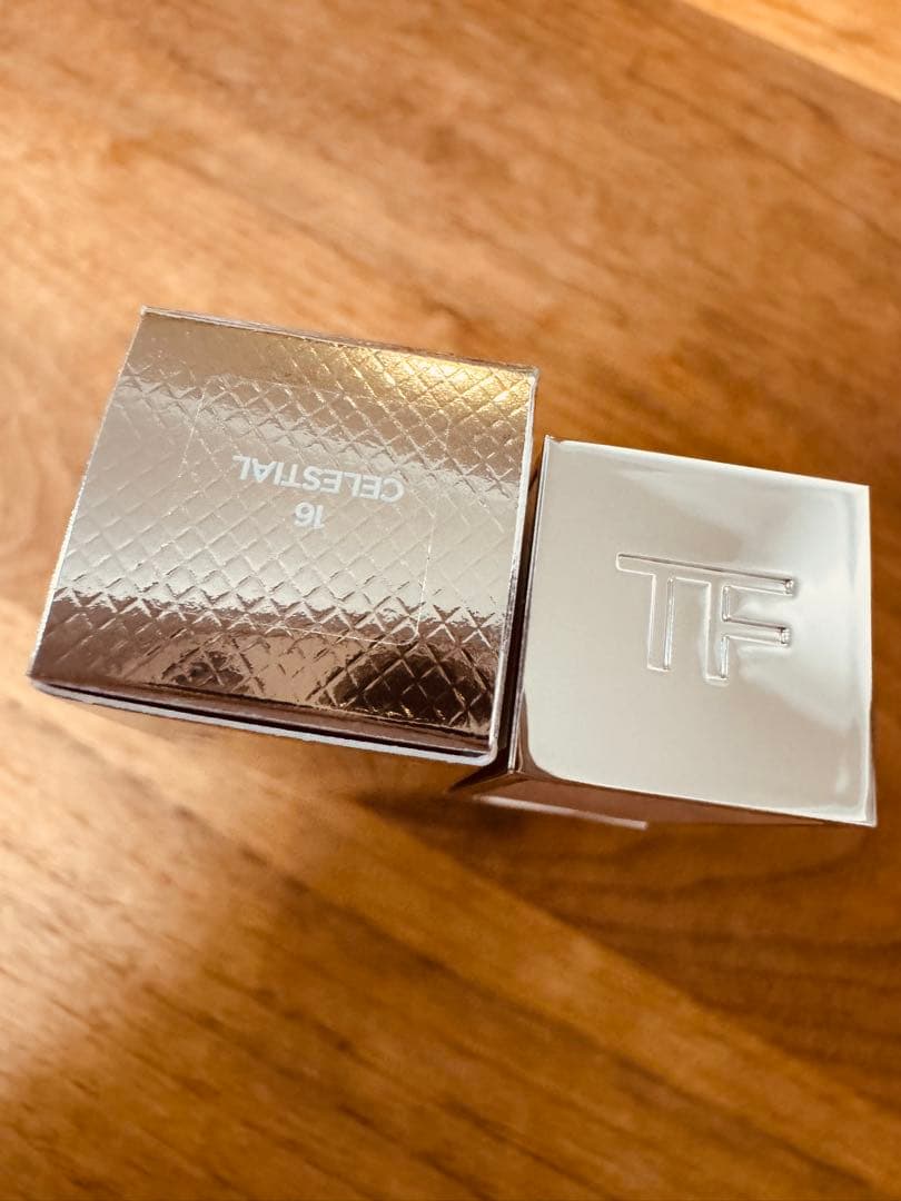 トムフォード ソレイユ　ネージュ　グロス　リュクス（限定品）