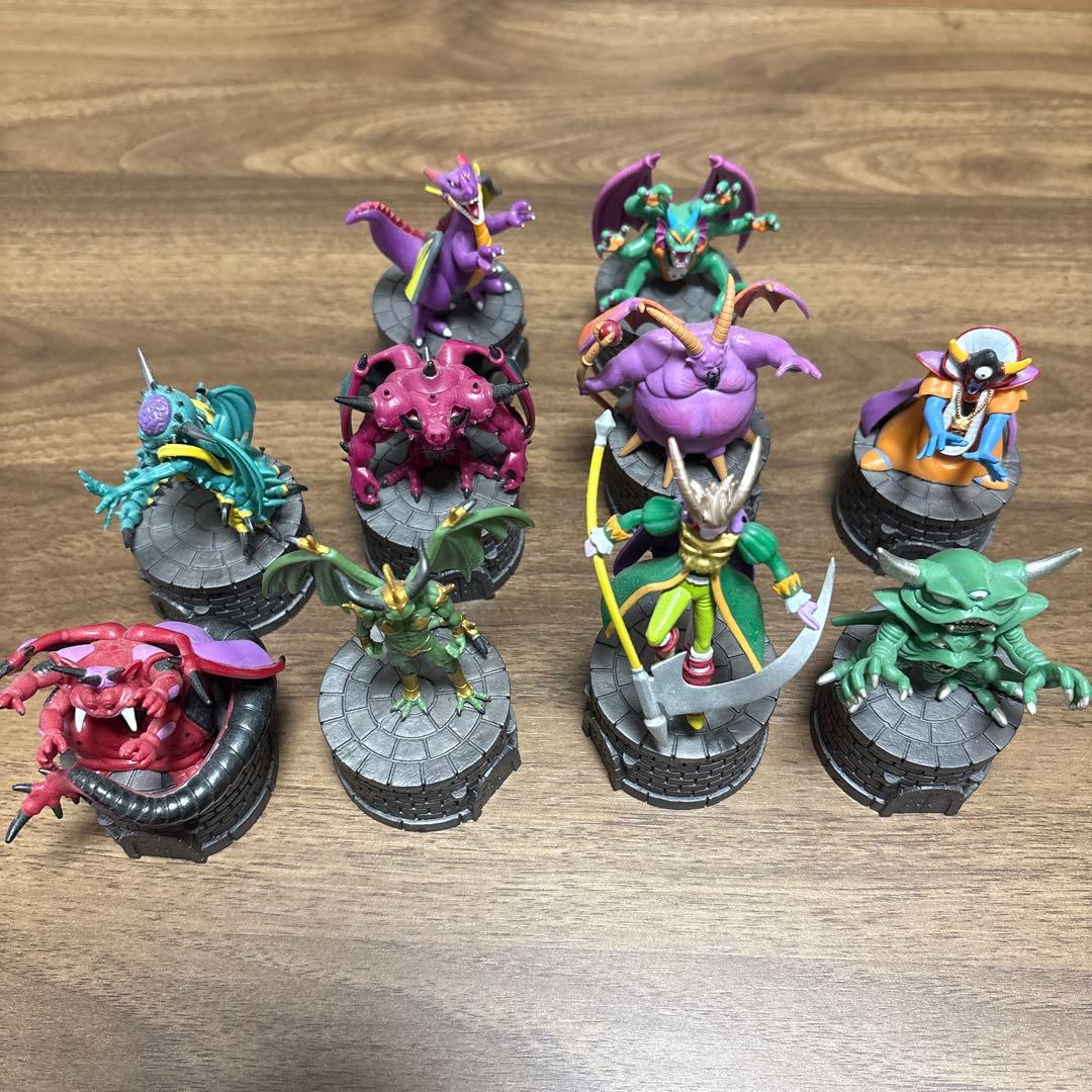 ドラクエのフィギュアまとめ売り 歴代ボス (バラ売り不可)