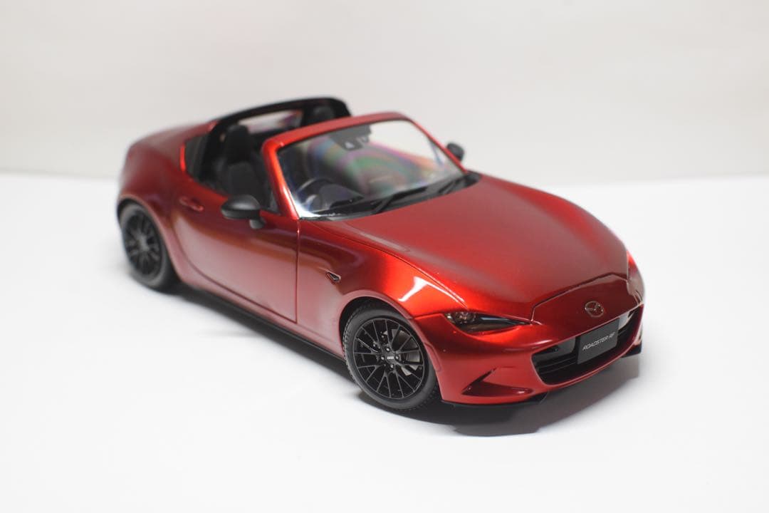 【完成品】タミヤ 1/24 マツダ ロードスターRF
