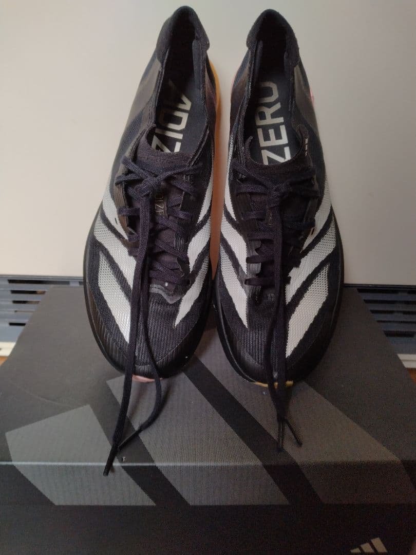 adidas adizero スパイクシューズ ブラック/ホワイト26.0cm