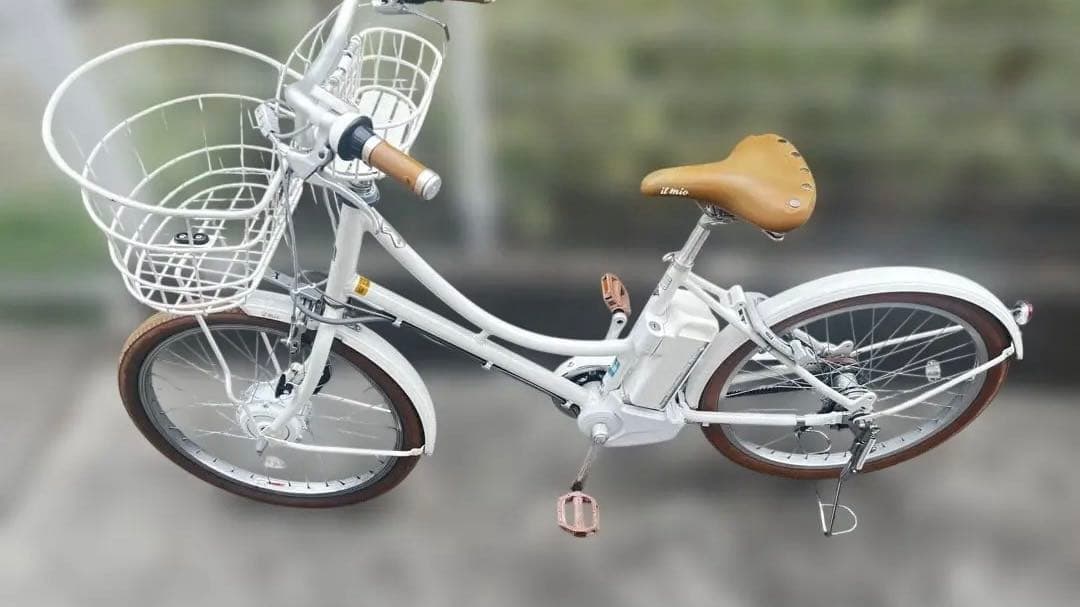 電動アシスト自転車 イルミオ（ホワイトモデル E.XBKホワイト　限定