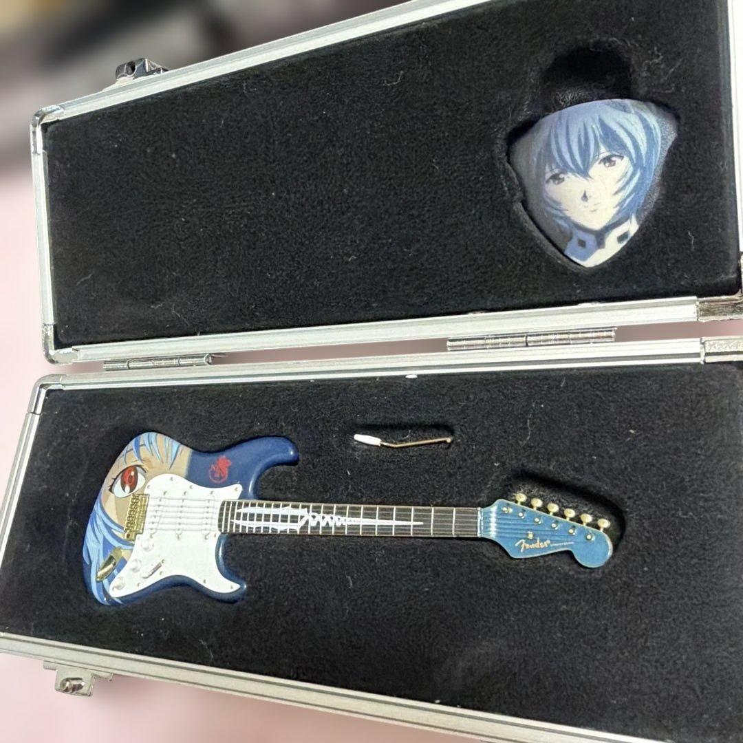 【未使用品】F-TOYS 綾波レイ 1/8 ギターセット（タイプ01・02）