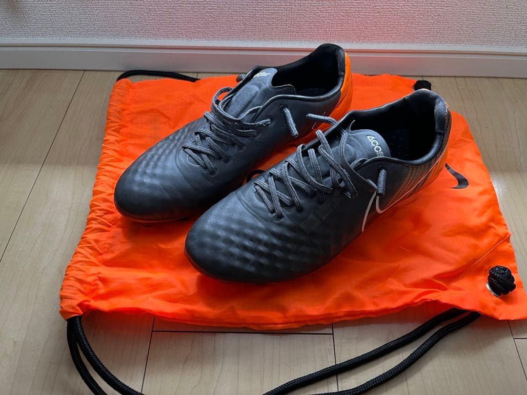 NIKE マジスタオーパス2 FG