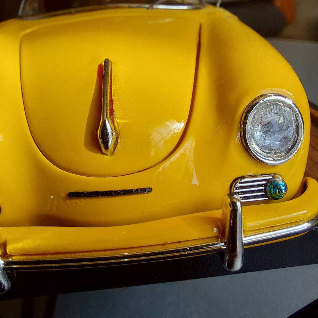 ポルシェ 356 イエロー オープンカー