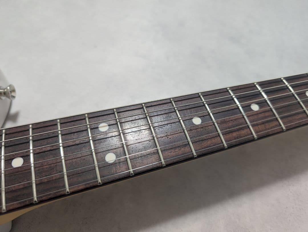 ギター Fender Kusumi Color Telecaster Thinline