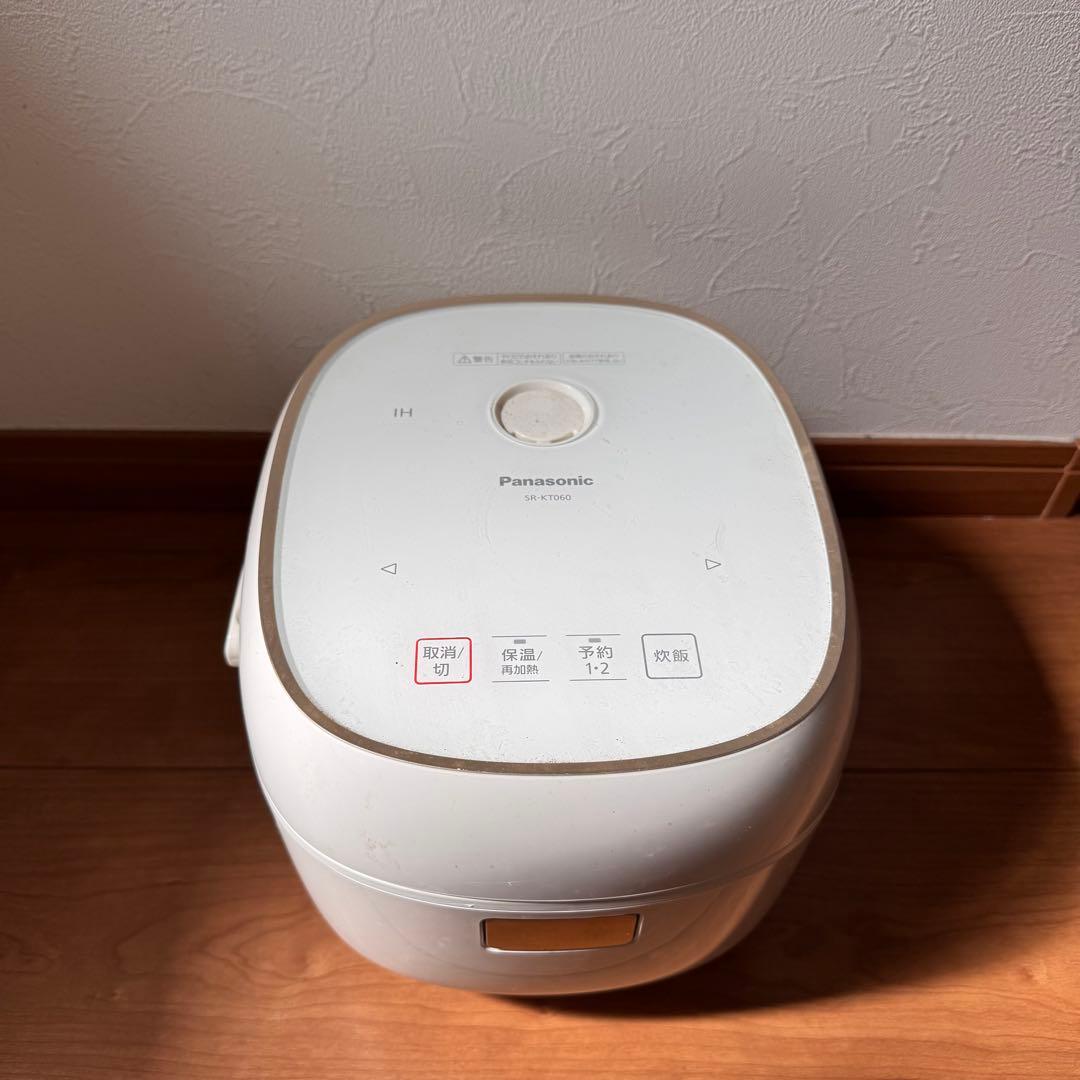 美品 パナソニック SR-KT060 3.5合炊き 炊飯器 ホワイト