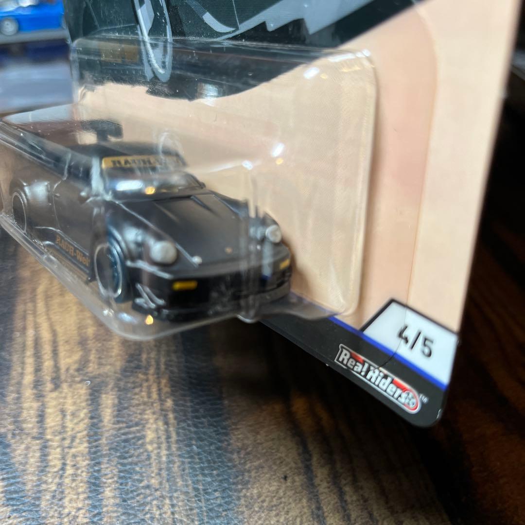 ホットウィール　ポルシェ930RWB