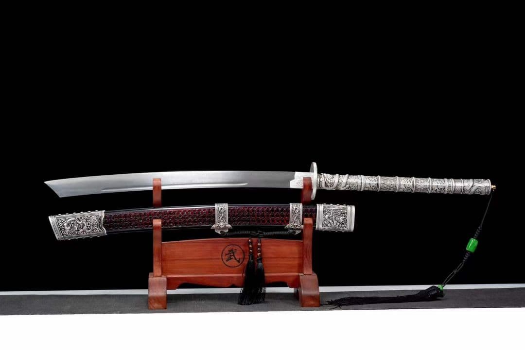 古兵器   武具　刀装具　日本刀　模造刀   居合刀 【キリン虹魔康熙】