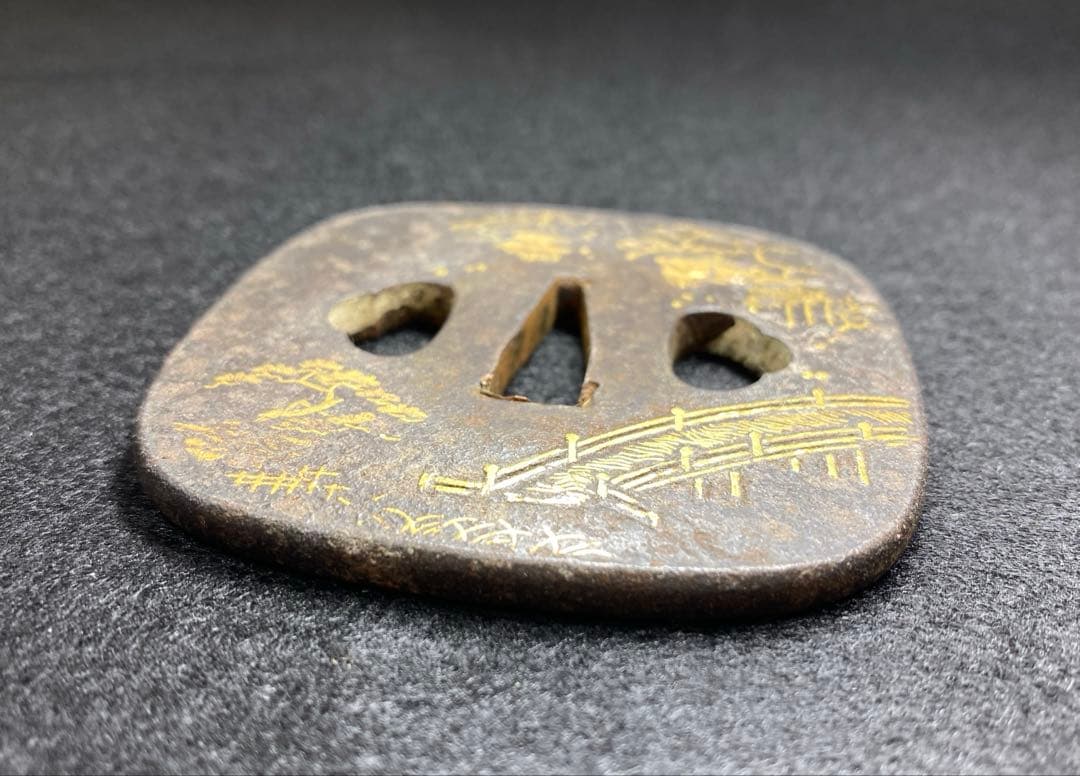 時代金象嵌刀鍔　木箱付　153g 東Y7-0220☆2Fトヒト
