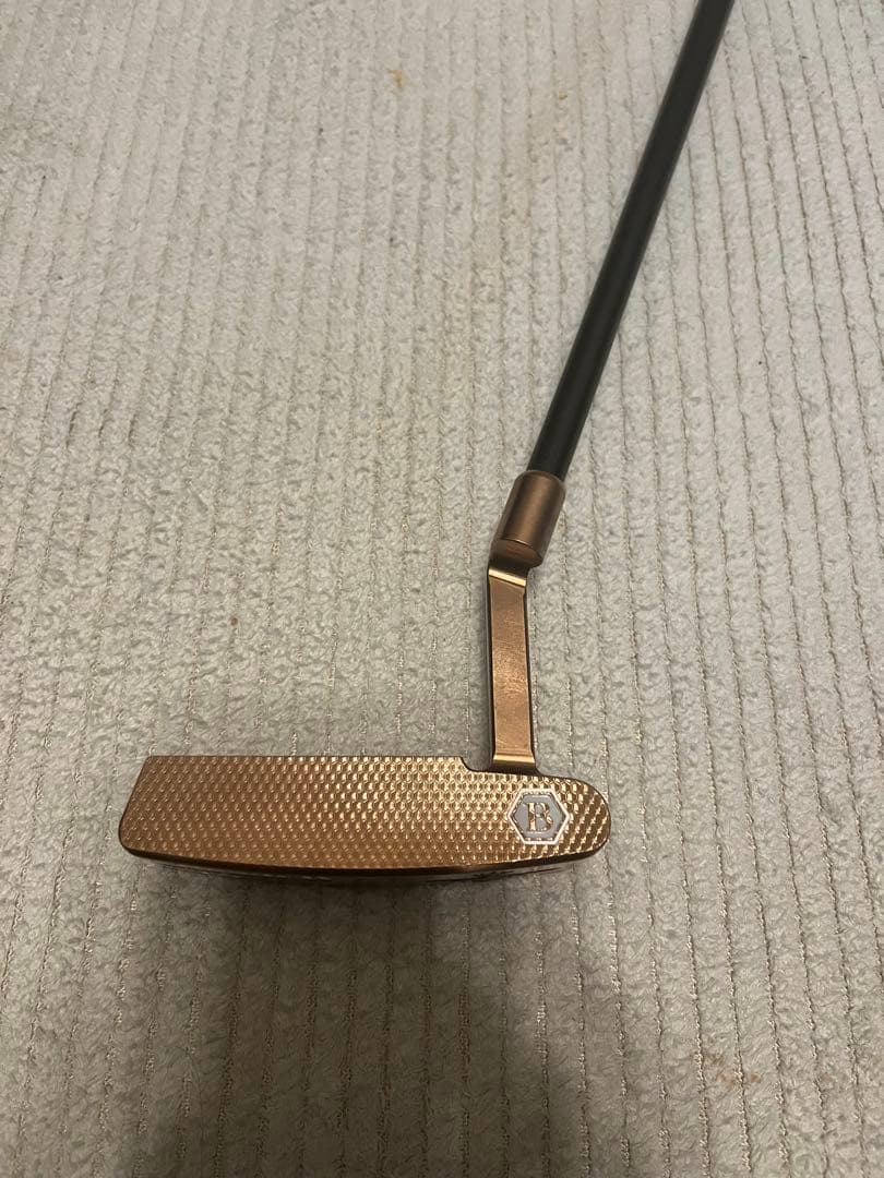 Bettinardi Queen B #15 パター