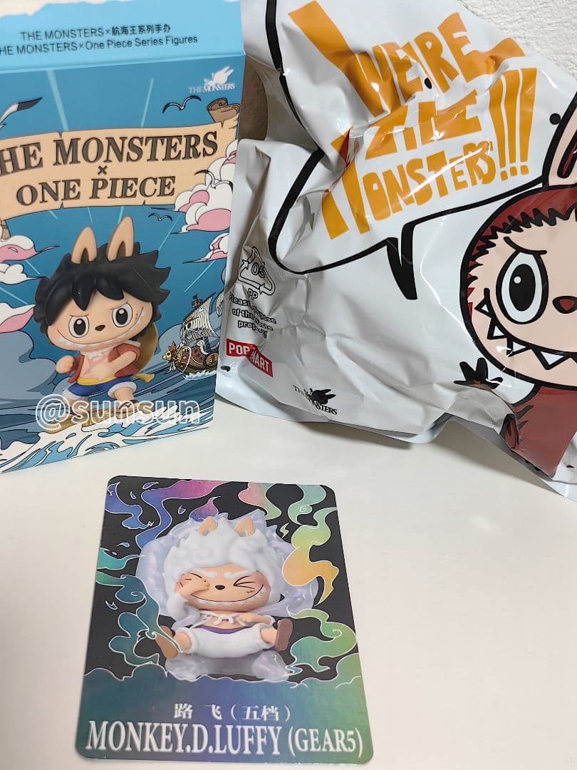 ポップマートLABUBU x ONE PIECEコラボ　フィギュアシークレット