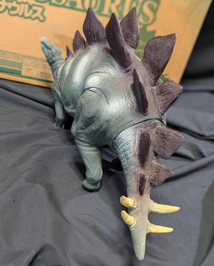 超恐竜 ステゴサウルス（バンダイ）ビッグサイズ ソフビフィギュア箱付