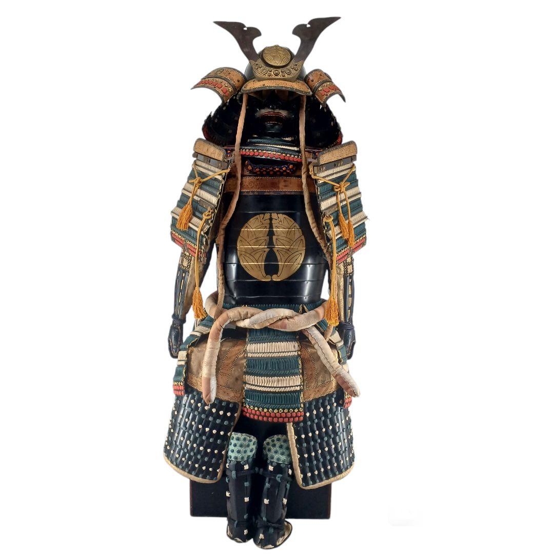送料込み☆甲冑/等身大/武具【鎧兜一式】木製組み立て式 甲冑展示台付き