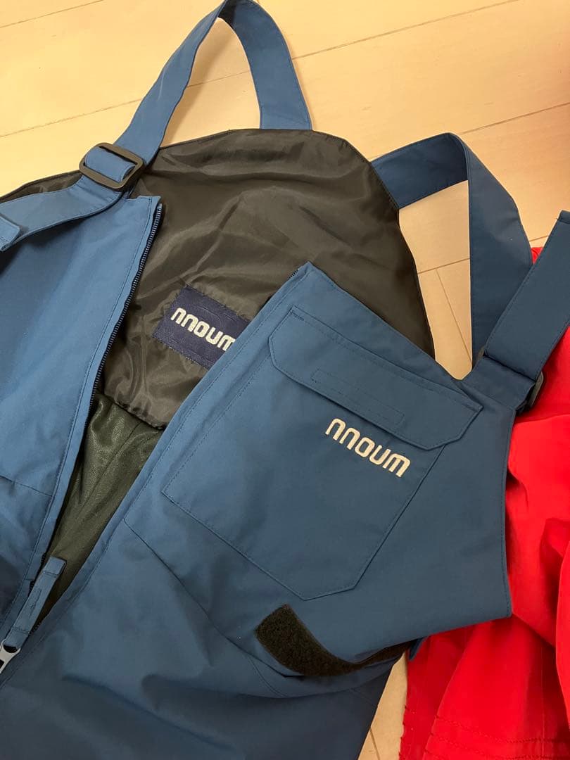 BURTON バートン　レディースM NNOUM ビブパンツ　上下セット！