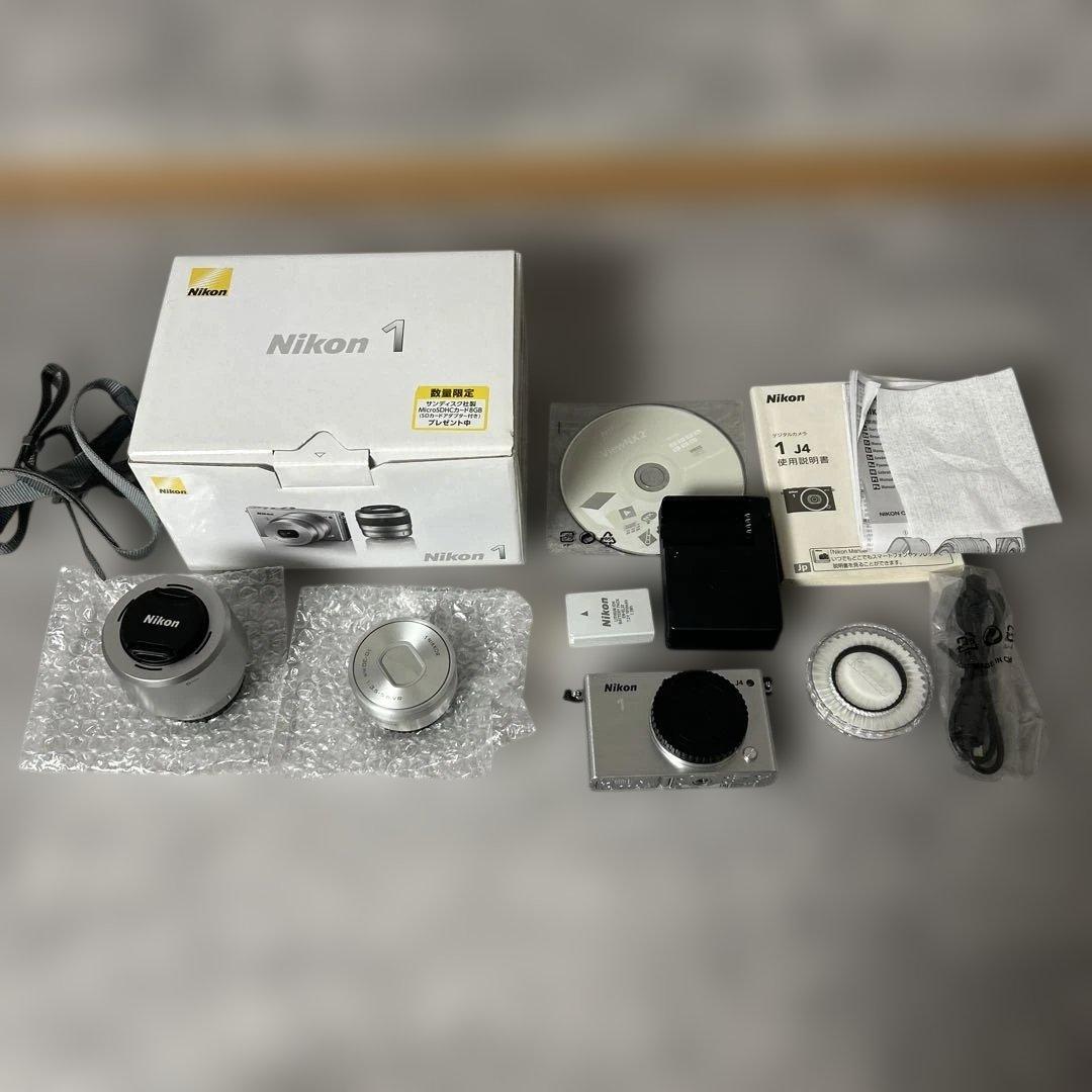 「美品」Nikon 1 J4 ミラーレスカメラ ダブルズームキット