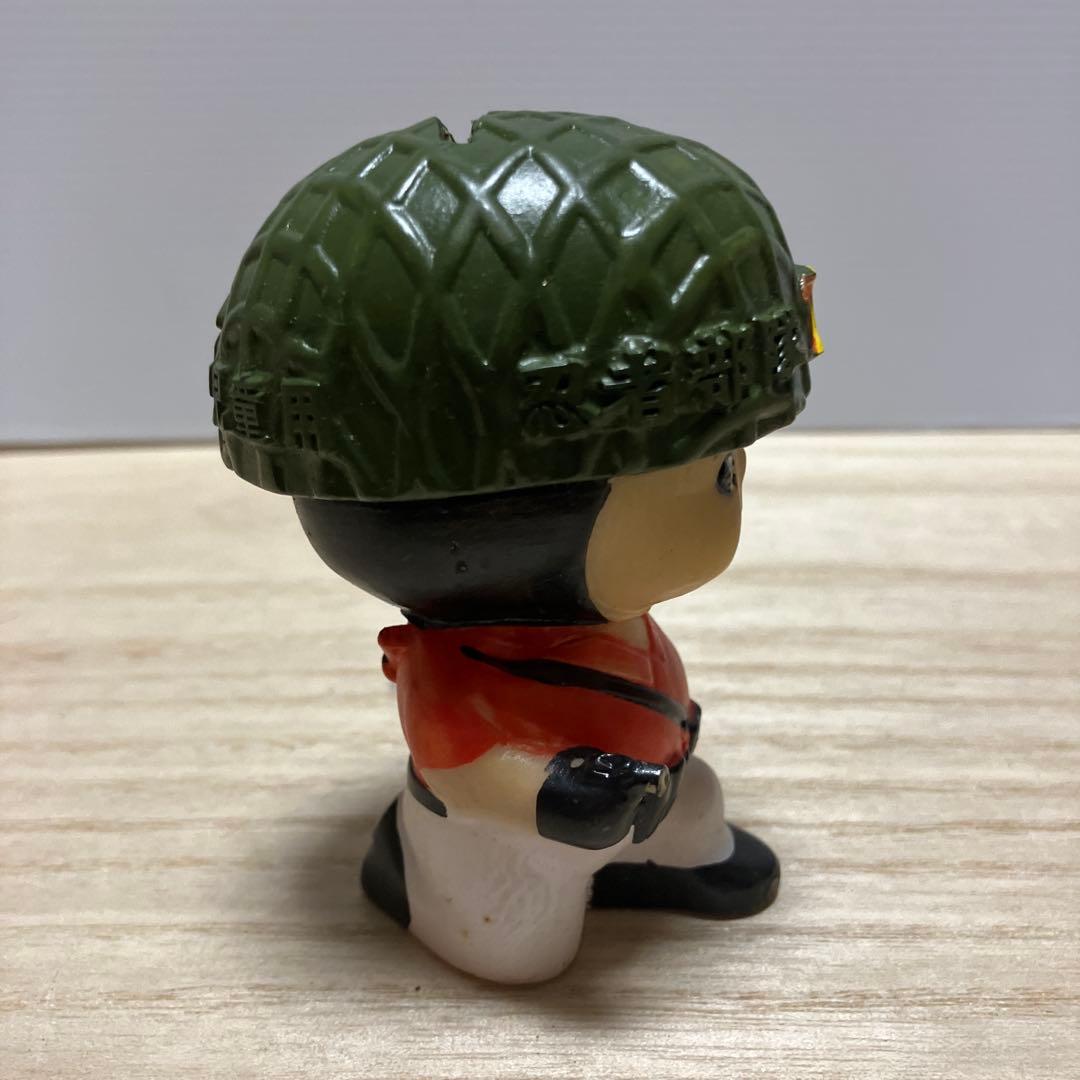 E-壁 ケロちゃんコロちゃん ソフビ貯金箱 自衛隊隊員風 フィギュア