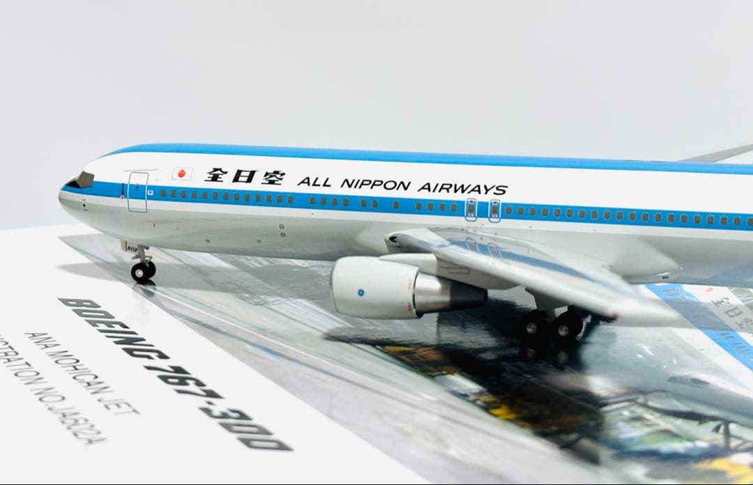 全日空商事 1/200 B767-300 ANAモヒカンルック NH20015