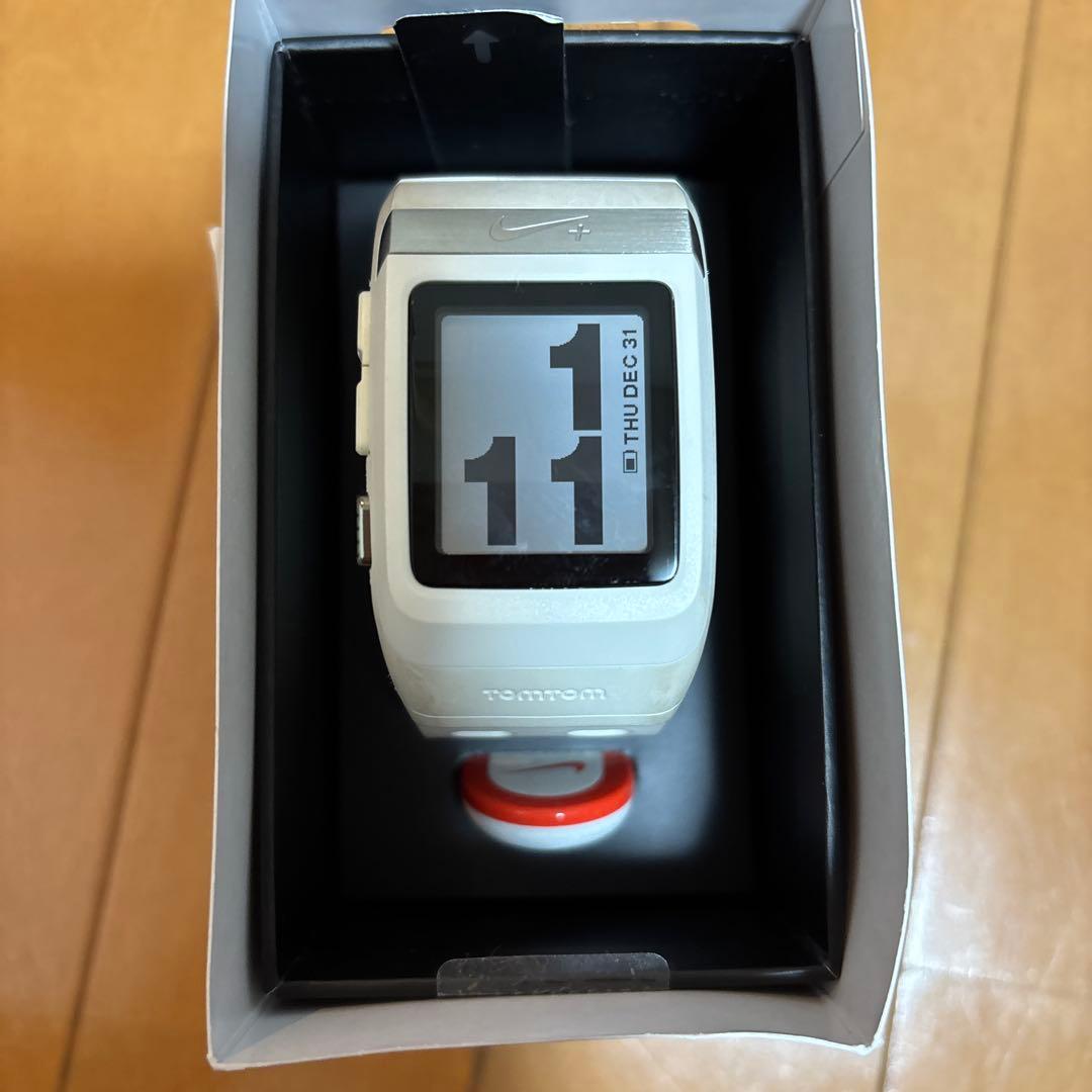NIKE スポーツウォッチ　GPS