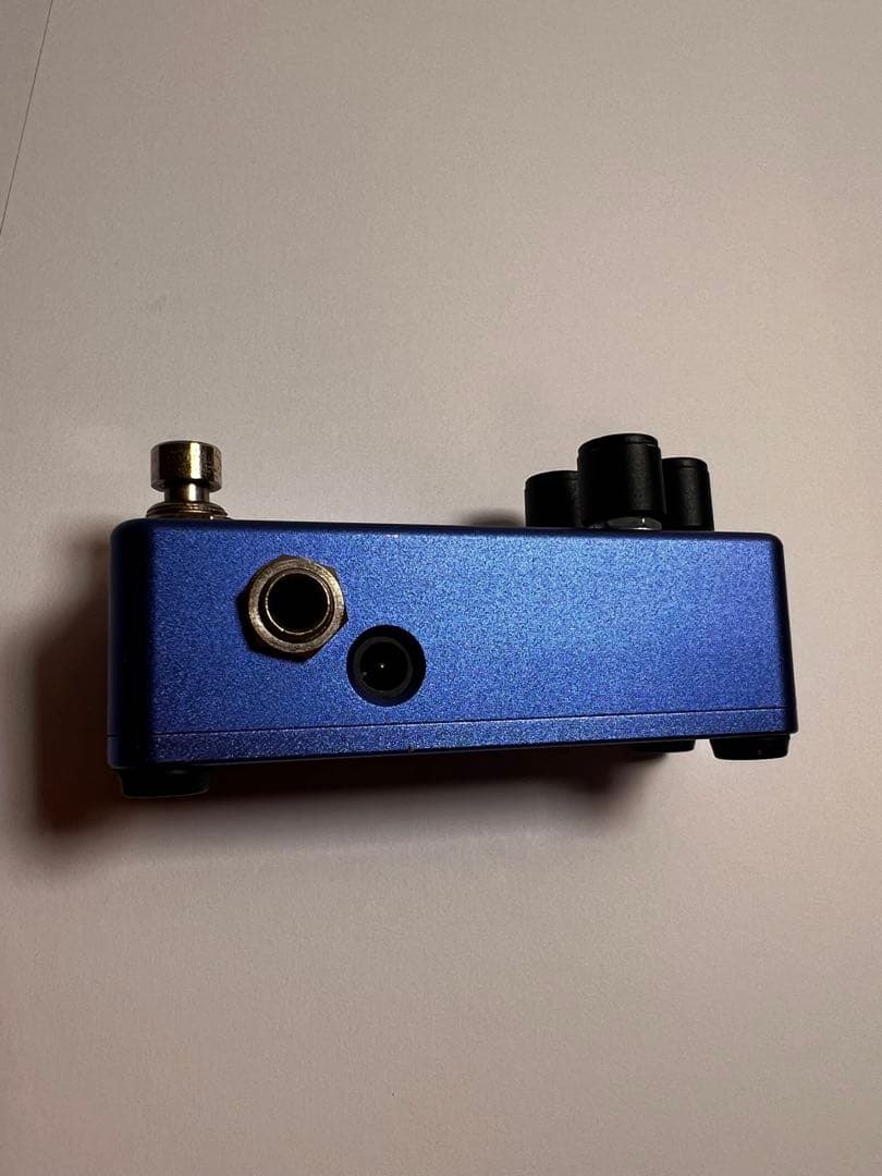 ギター Baltic blue fuzz