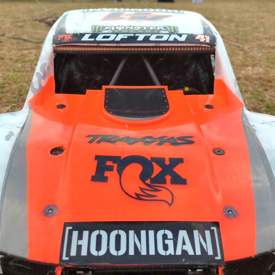 TRAXXAS Unlimited Desert Racer UDR カスタム