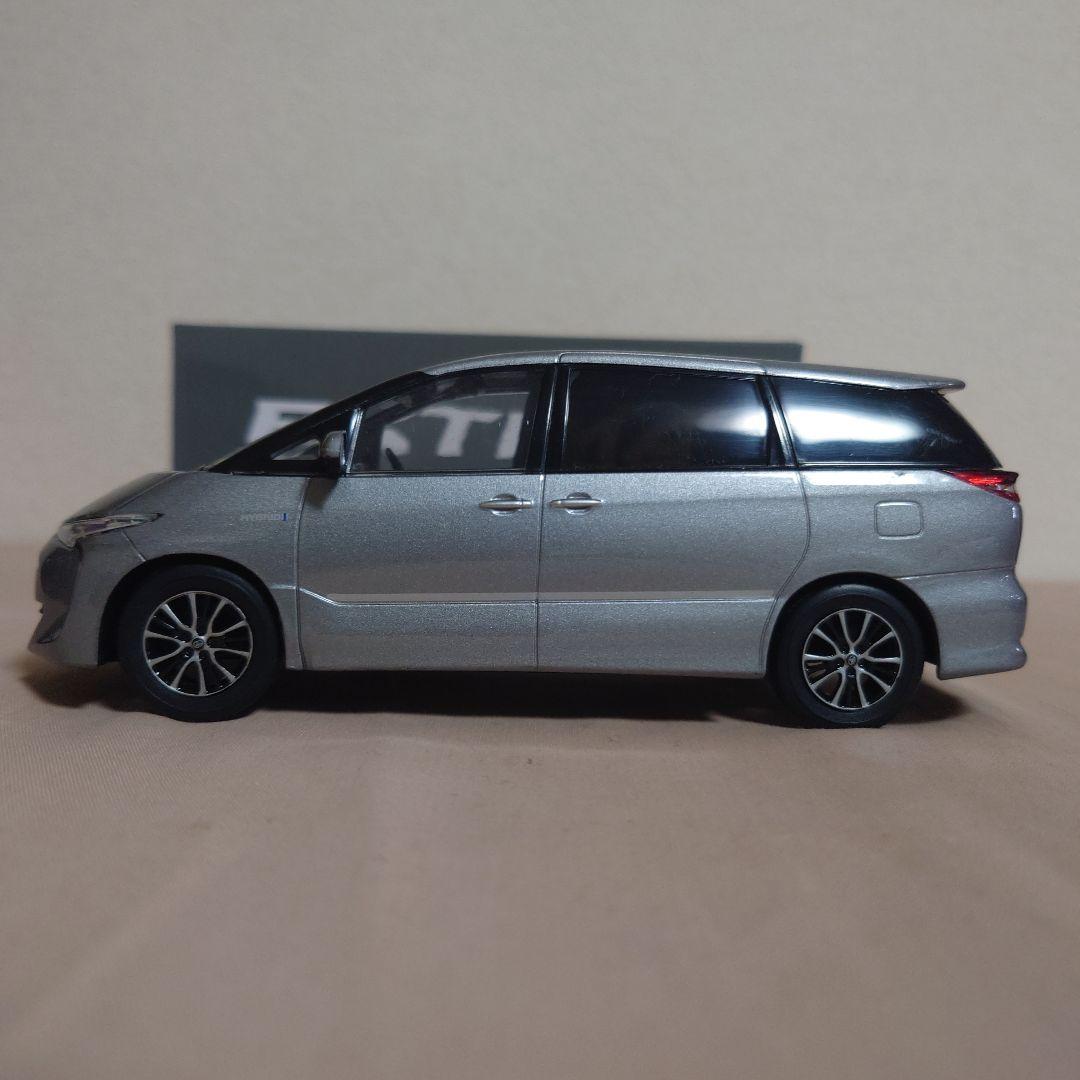 TOYOTA　ESTIMA 　HYBRID