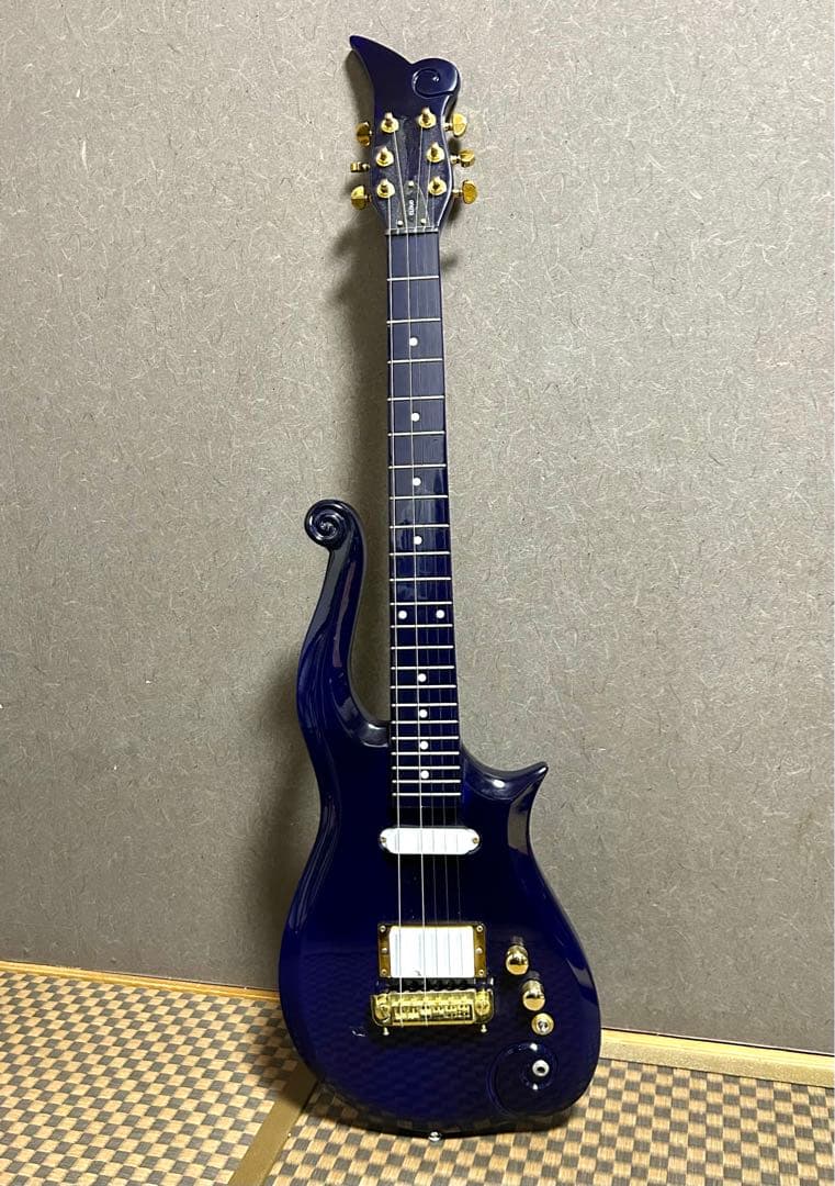 マ*ー様 プリンス　クラウドギター　cloud guitar レプリカ　SUGI