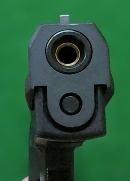H&K USP 電動ガン　バッテリー・充電器　100連射マガジン 18歳以上