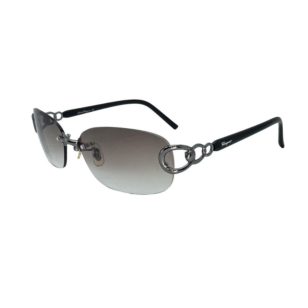 Salvatore Ferragamo フェラガモ サングラス レディース 黒