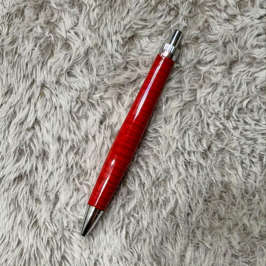 木軸ペン　ラッカー仕上げ　楽器　ギター　赤　紅花