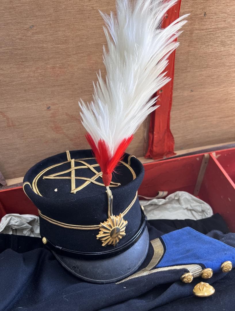 大日本帝國大礼服　航空大礼服　木箱付 検将校陸軍海軍軍隊軍服肩章勲章満州支那事変