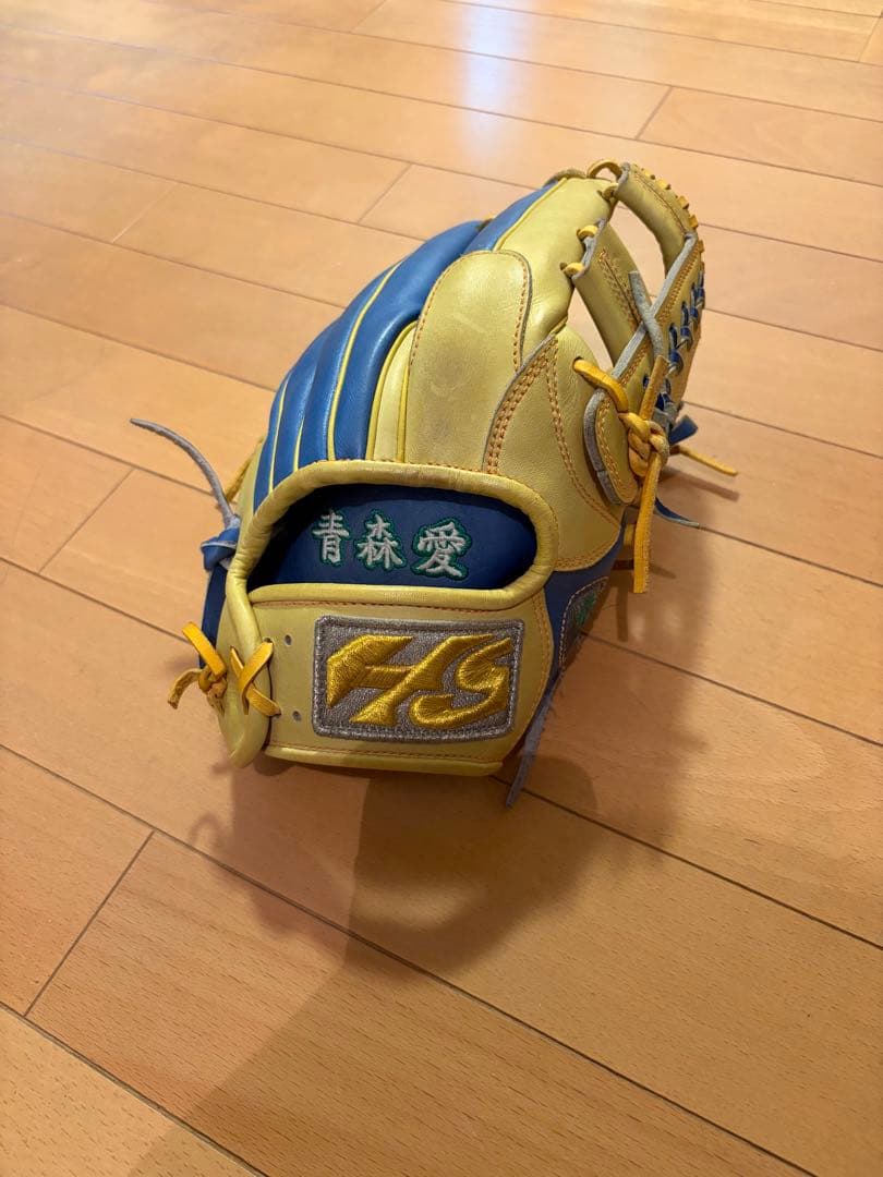 軟式　内野手用グローブ