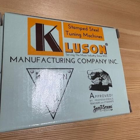 クルーソン 1コブ シングルライン エイジド KLUSON　ペグ　3連